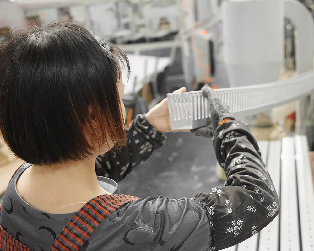 ما هي الاختلافات بين شهادة CE والمعايير الوطنية في الكابلات البلاستيكية البلاستيكية؟